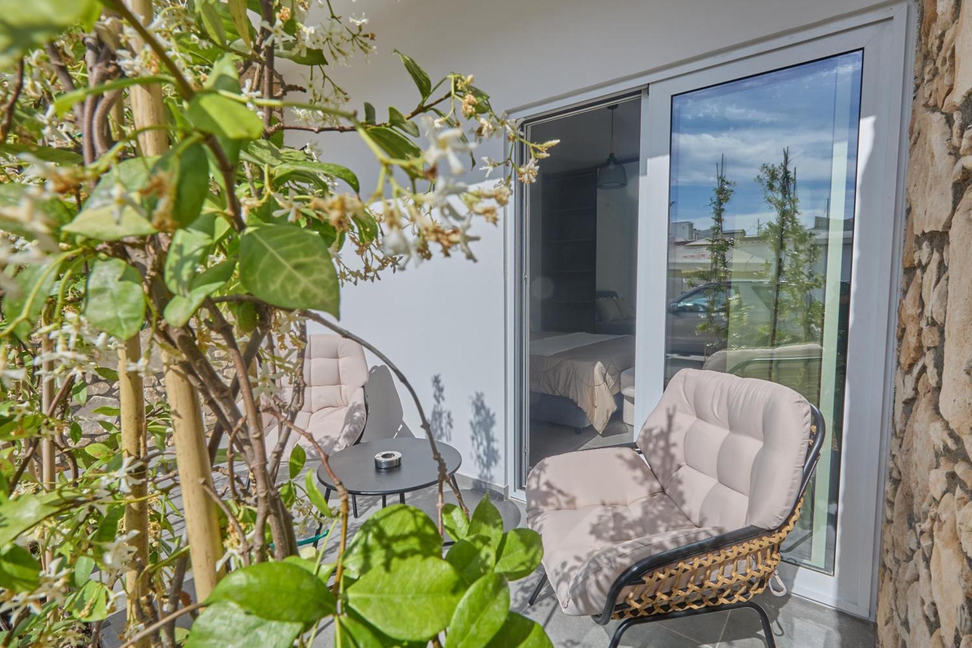 Adamandri Lodge - Prime Location Ajía Nápa Kültér fotó
